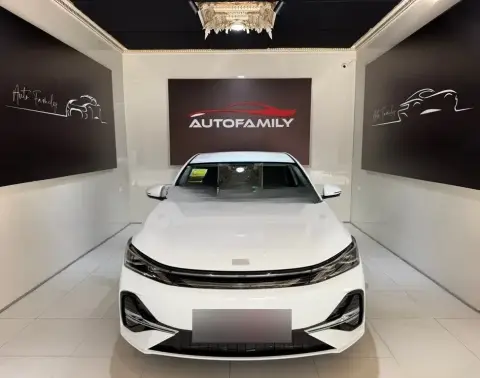 Geely Galaxy A7 2025 — миниатюра 2
