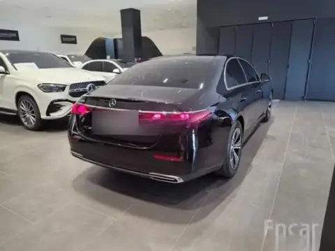 Mercedes-Benz E 200 2025 — миниатюра 3