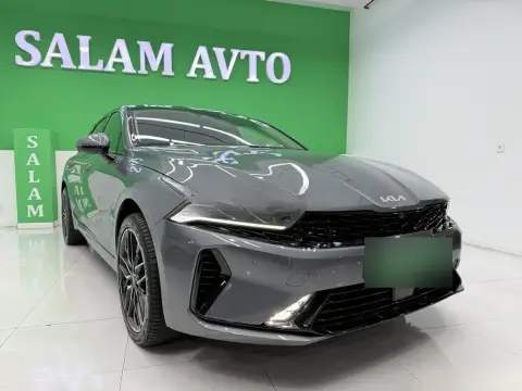 Kia K5 2025