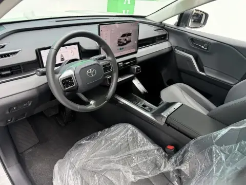 Toyota RAV4 2026 — миниатюра 8