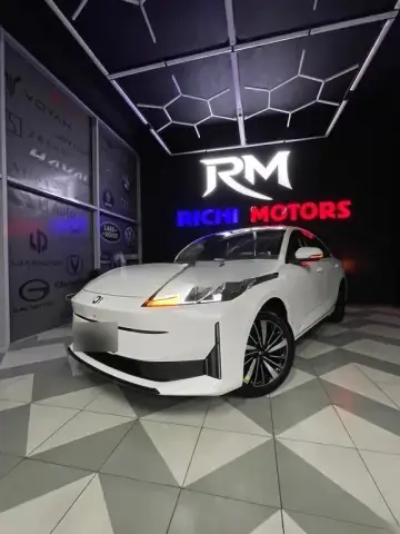Changan Qiyuan A05 2025 — миниатюра 8