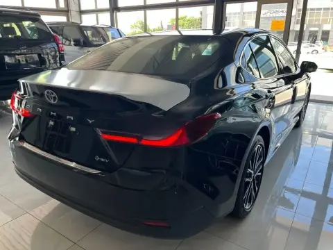 Toyota Camry 2026 — миниатюра 8