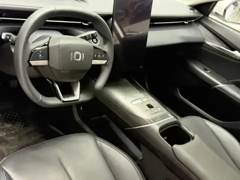 Changan Qiyuan A05 2025 — миниатюра 8