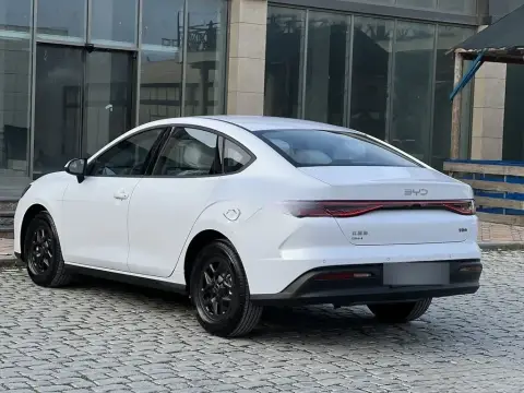 BYD Seal 05 2025 — миниатюра 9