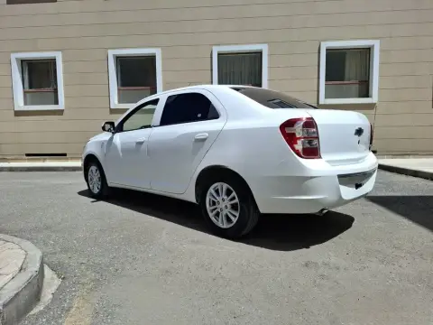 Chevrolet Cobalt 2025 — миниатюра 4