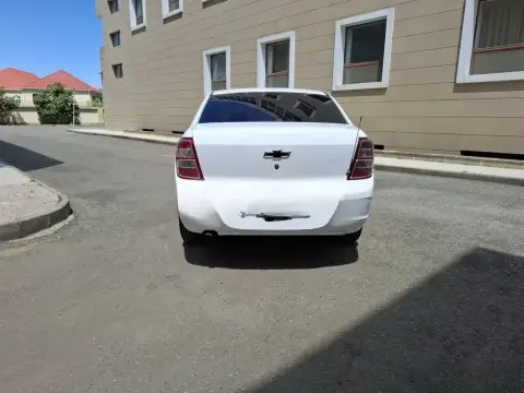 Chevrolet Cobalt 2025 — миниатюра 6