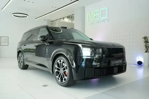 Lynk & Co 900 2026 — миниатюра 1