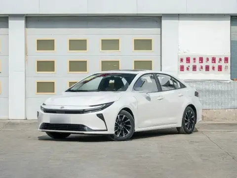 Toyota Corolla 2026 — миниатюра 1