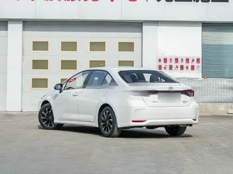 Toyota Corolla 2026 — миниатюра 3