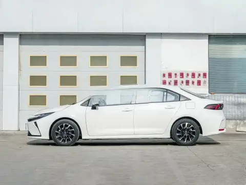 Toyota Corolla 2026 — миниатюра 4