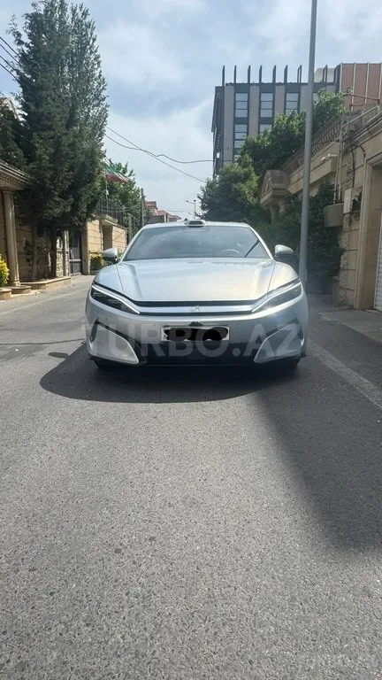 BYD Han L 2025 — фото 1 из 10