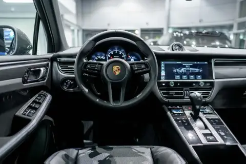Porsche Macan 2026 — миниатюра 10