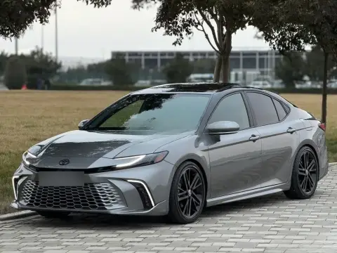 Toyota Camry 2025 — миниатюра 7