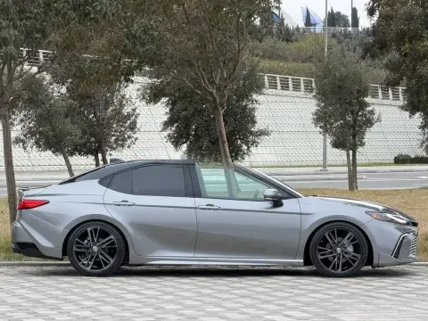 Toyota Camry 2025 — миниатюра 9