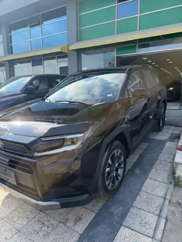 Toyota RAV4 2026 — миниатюра 9