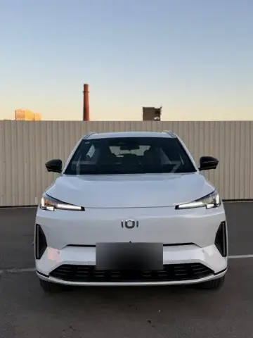 Changan Qiyuan Q05 2025 — миниатюра 1