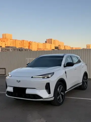 Changan Qiyuan Q05 2025 — миниатюра 2