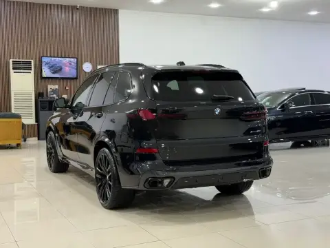 BMW X5 2025 — миниатюра 10