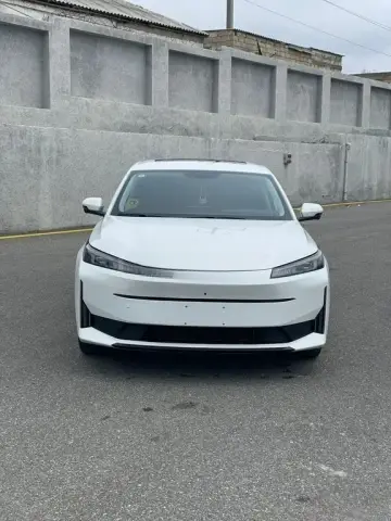 Changan Qiyuan A05 2025 — миниатюра 1
