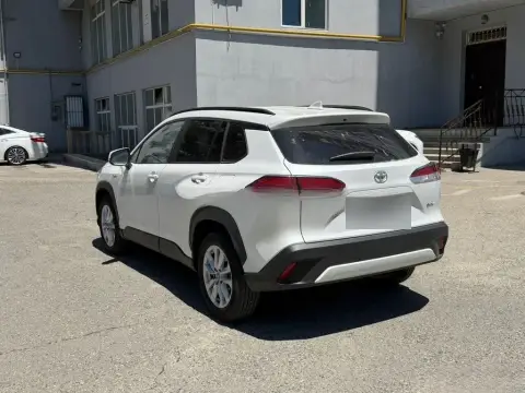 Toyota Corolla Cross 2025 — миниатюра 6