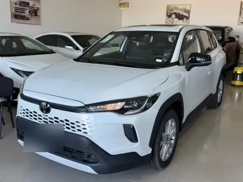 Toyota Corolla Cross 2025 — миниатюра 8