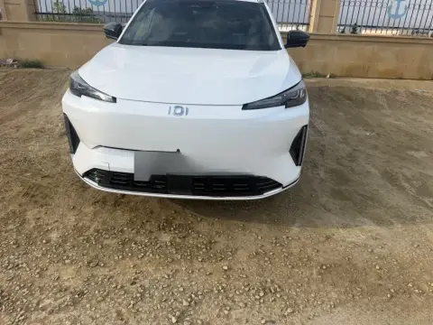 Changan Qiyuan Q05 2025 — миниатюра 1
