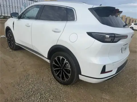 Changan Qiyuan Q05 2025 — миниатюра 4