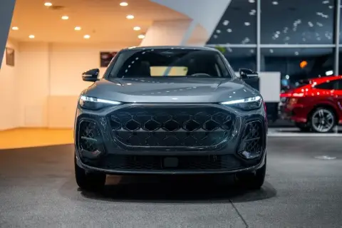 Audi Q5 Sportback 2026 — миниатюра 2