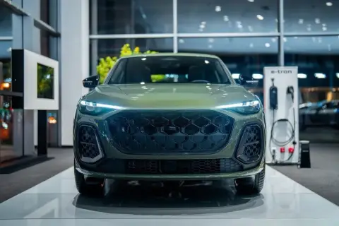 Audi Q5 Sportback 2026 — миниатюра 2