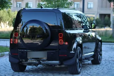 Land Rover Defender 2025 — миниатюра 7