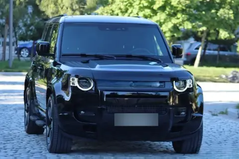 Land Rover Defender 2025 — миниатюра 9