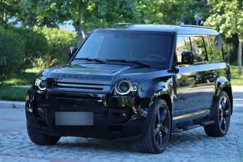 Land Rover Defender 2025 — миниатюра 10