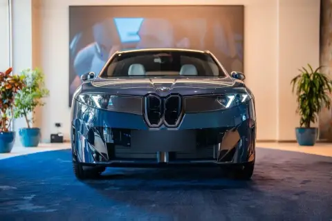 BMW iX3 2026 — миниатюра 3