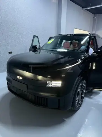 Lynk & Co 900 2025 — миниатюра 1