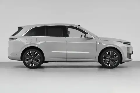 Li Auto L6 2025 — миниатюра 7