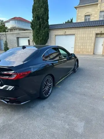 Toyota Camry 2025 — миниатюра 4