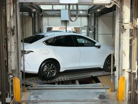 BYD Destroyer 05 2025 — миниатюра 4