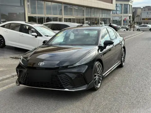 Toyota Camry 2026 — миниатюра 2