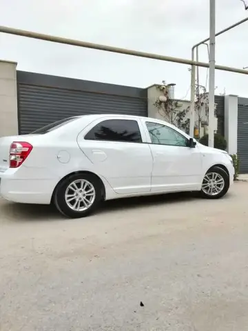 Chevrolet Cobalt 2025 — миниатюра 5