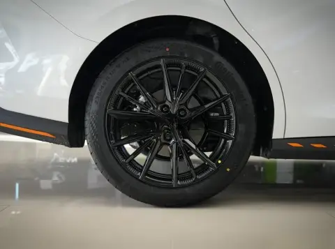 Changan Uni-V 2026 — миниатюра 6