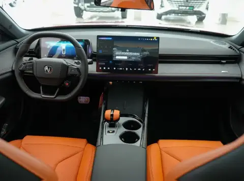 Changan Uni-V 2026 — миниатюра 8