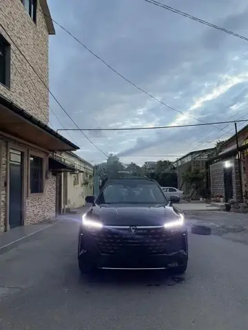 Changan Uni-Z 2025 — миниатюра 2