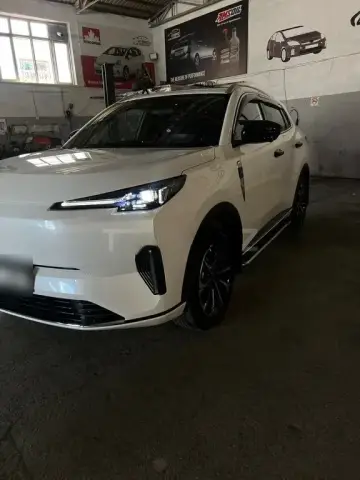 Changan Qiyuan Q05 2025 — миниатюра 9
