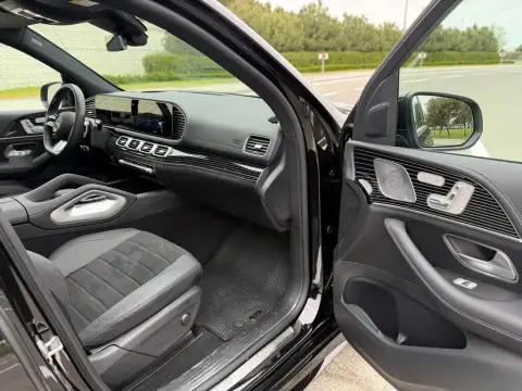 Mercedes-Benz GLE 400 e 4MATIC 2025 — миниатюра 8