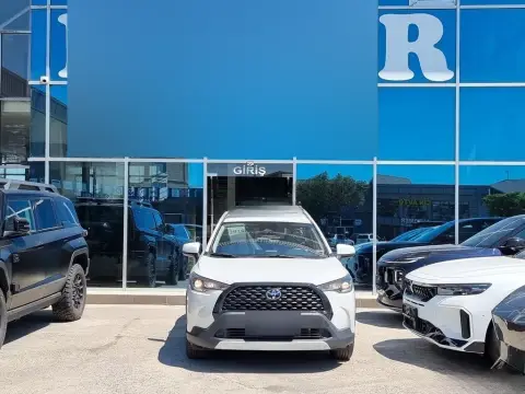 Toyota Corolla Cross 2025 — миниатюра 1