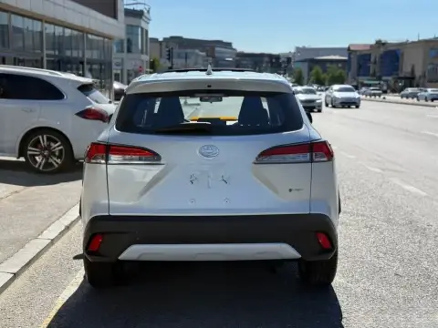 Toyota Corolla Cross 2026 — миниатюра 6