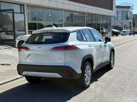 Toyota Corolla Cross 2026 — миниатюра 7