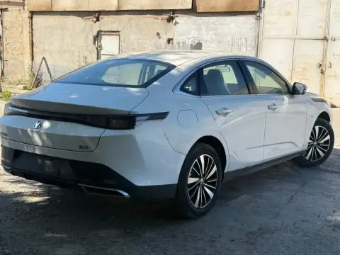 Changan Eado 2025 — миниатюра 2