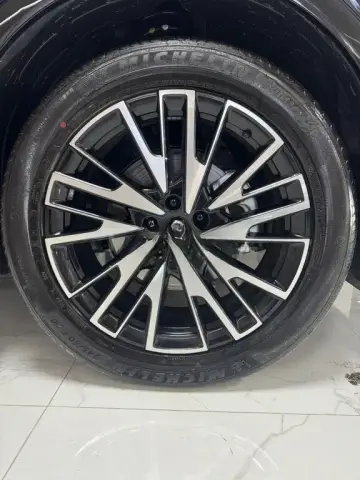 Changan Qiyuan Q07 2025 — миниатюра 6