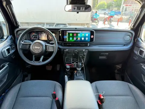 Jeep Wrangler 2025 — миниатюра 9